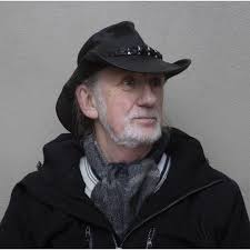 Recension: ”Ung svensk form 2021” på Textilmuseet i Borås