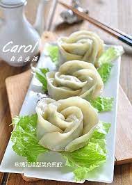 玫瑰花造型菜肉煎餃 food little chef finger foods