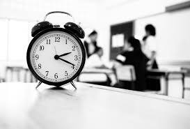 Will my phone change the time automatically? U K Schools Getting Rid Of Analog Clocks Because Teens Cannot Tell Time Cbs News