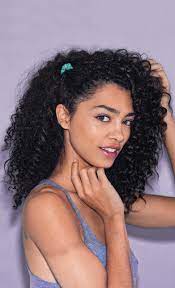 Adwoa beauty baomint moisturizing curl defining gel. Coachella Hairstyle Ideas The Cutest Hair Accessory Inspiration For Straight And Curly Hair Glamour