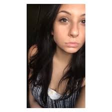 Emma Barrera† (@EmmaVic_marieee)