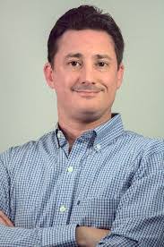 Richard Ashcraft's Instagram, Twitter & Facebook