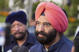 WRIGHT ANSWERS IMPRESS BOARD