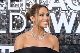 Jennifer lynn lopez (born july 24, 1969), also known by her nickname j.lo, is an american actress, singer, songwriter and dancer. Jennifer Lopez Wore Nearly 10 Million Of Diamonds To The 2020 Sag Awards