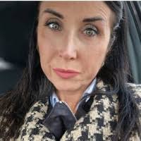 70+ profili “Laura Landi”