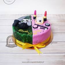 178ba Tort Damsko Meski Pol Na Pol Z Kosmetykami I Wojskowymi Gadzetami Women S And Men S Half B Twin Birthday Cakes Half Birthday Cakes Cake Designs Birthday