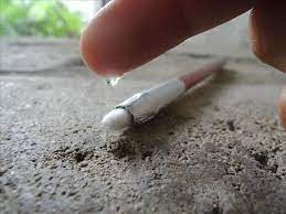 Make An Easy Diy Stylus For Your Iphone 6 Or 6 Plus Using Stuff You Already Have Diy Stylus Stylus Pen Diy Pen Diy