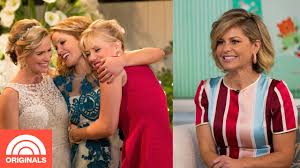 Actress candace cameron bure has a big announcement for aurora teagarden fans. Fuller House Star Candace Cameron Bure Talks Eating Disorder Husband Books Today Youtube