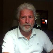 Who had a better movie catalog, Kirk Douglas or Michael Douglas?