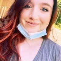 Lindsey Sumner's Instagram, Twitter & Facebook