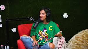 Gabbie hanna is an american youtuber, former vine star, author, actress and musician. Time To Give Her Space Gabbie Hanna Deletes Her Instagram And Twitter