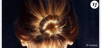 Comment faire un chignon bouclé facile. Comment Faire Un Chignon Sur Cheveux Courts Videos Terrafemina