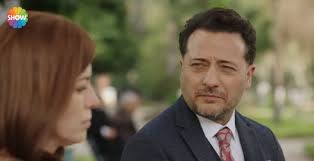 Yiğit özşener ile yakınlaştığı iddia edilen mert fırat'ın sevgilisi hande doğandemir konu hakkında başrollerinde nejat i̇şler (kaan) ile yiğit özşener'in (mete) oynadığı kaybedenler kulübü yolda'nın. Idil Firat Ve Yigit Ozsener Ekranda Ne Guzel Bir Ikili Oldu
