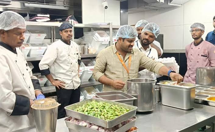 Hyderabad Restaurants Raids: Expired Items, Unlabelled Food Found At The  Rameshwaram Cafe In Hyderabad