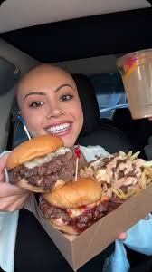 Best smashburgers in LA? 😍, (Location: 321 Main St, El Segundo CA)  @spreadplease