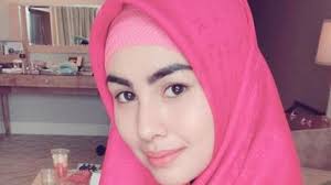 Foto wanita remaja cantik berhijab. Kartika Putri Jadi Inspirasi Siswi Kelas 6 Sd Berhijab Showbiz Liputan6 Com