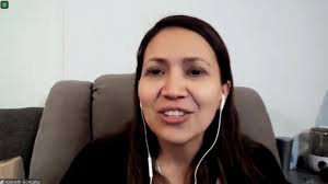 Tantos dones y carismas que Dios ha querido derramar sobre sus hijos, sobre  su Iglesia, para que por medio de ellos podamos servir y amar a los demás;  especialmente, para que al usarlos podamos ...