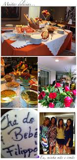 Decore o bolo, escondendo os elásticos com fitas e outros adornos que combinam com o chá de bebê. Cha De Bebe Filippo Leblog