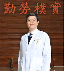 李景行 醫師 長庚紀念醫院 急診醫學部 長庚大學 兼任助理教授 2017.11.15. å…§ç§'é‚±å¥æ³° é†«å¸«ç°¡ä»‹ åé†«é–‹è¬› è¯äººå¥åº·ç¶²