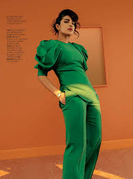 Родилась в семье капитана ашока чопры и доктора мадху чопры. Priyanka Chopra The Sunday Times Style 01 10 2021 Issue Celebmafia