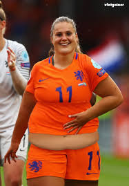 Daniel santos 16 de junho de 2021 lieke martens é uma jogadora de futebol holandesa que atua pelo barcelona, onde recentemente conquistou a uefa champions league feminina, sendo uma das principais responsáveis pelo título, marcando cinco gols em oito partidas na campanha. Full Time Bbw Lieke Martens By Xfatartist On Deviantart