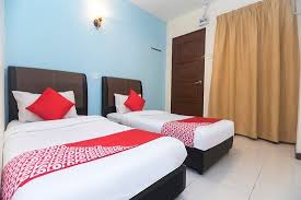 See traveler reviews, 5 candid photos, and great deals for oyo 89540 b many travelers enjoy visiting suffolk house (4.6 miles), penang war museum (4.3 miles). Oyo 1149 Feringghi Hotel 20 5 4 Prices Reviews Penang Malaysia Tripadvisor