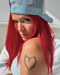 Buenos días ❤️ @karolgficials #karolg