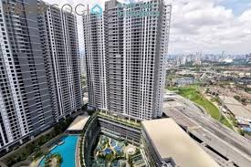 3 acres of private facilities podium. United Point Residence For Sale In Segambut Propsocial