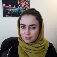 Werkende vrouwen in Afghanistan laveren voorzichtig om de Taliban heen