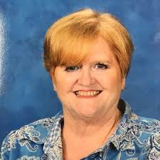 Vickie Clark (@VickieC69302286)