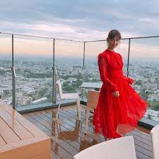 佐々木希さんはinstagramを利用しています 雨が降ると君は優しい 配信スタートまであと3日 昨日 完成披露試写会 へ hulu ドラマ 試写会衣装 n21 真っ赤なドレス素敵 formal dresses long long sleeve dress dresses