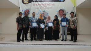 In 1989, darsono established smea sasmita jaya with three classrooms on the land. Unpam Gelar Pekan Raya Manajemen