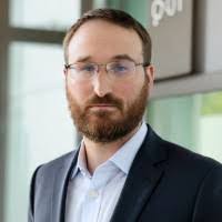 Eric Raab's Instagram, Twitter & Facebook