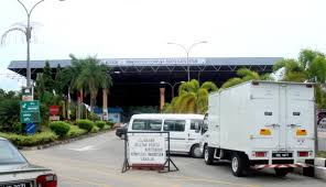 Lebuh raya tersebut berterusan sebagai jalan phetkasem (laluan thailand 4). Immigration Complex View 1 Bukit Kayu Hitam Mapio Net