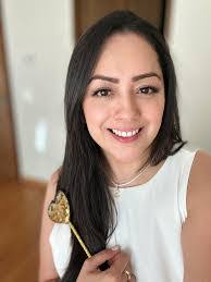 Sandy Carbajal's Instagram, Twitter & Facebook