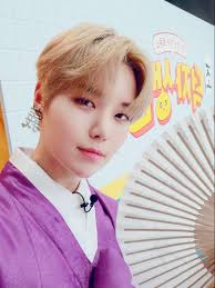 Jaeyun How To Introduce Yourself Hand Fan May 7th