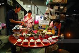 ไหว้บรรพบุรุษ พ่อแม่ญาติพี่น้องที่ล่วงลับไปแล้ว ปกติจะไหว้ช่วงสายๆ แต่ไม่ควรไหว้เกินเที่ยง ประกอบด้วย. à¸Šà¸²à¸§à¹„à¸—à¸¢à¹€à¸Š à¸­à¸ªà¸²à¸¢à¸ˆ à¸™ à¸—à¸³à¸ž à¸˜ à¹„à¸«à¸§ à¸šà¸£à¸£à¸žà¸š à¸£ à¸©à¸£ à¸šà¸•à¸£ à¸©à¸ˆ à¸™ Pptv Hd 36 Line Today