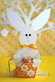 Ostern steht vor der tür! Basteln Mit Papier Ostern Und Fruehling Niedlicher Osterhase Mit Korb