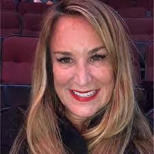 Deanna Abernathy's Instagram, Twitter & Facebook