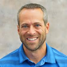 Aaron Tomlinson's Instagram, Twitter & Facebook