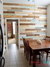 Visualizza altre idee su pareti di bancali, fai da te, bancali. Rivestimenti In Legno Fai Da Te Con I Pallet Riciclati Falegnameria