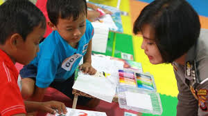 Maybe you would like to learn more about one of these? Polresta Kenalkan Rambu Lalu Lintas Lewat Lomba Mewarnai Tribun Pontianak