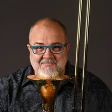 Video] ▸ NACO Lunch Break: NACO Lunch Break: Brahms' Chorale Prelude No. 8 