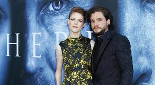 Stocked with interviews, storyboards, prop photos and facts from seasons past, use making game of thrones to go deeper inside the epic series. Game Of Thrones Stars Kit Harington Und Rose Leslie Heiraten