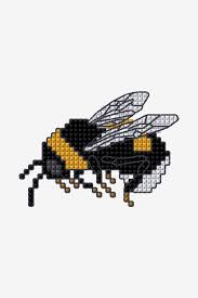 Felt patterns applique patterns craft patterns sewing patterns wood patterns henna patterns bee embroidery embroidery designs tole painting hand embroidery free patterns crochet, carving, patterns. Bumble Bee Pattern Free Cross Stitch Patterns Dmc
