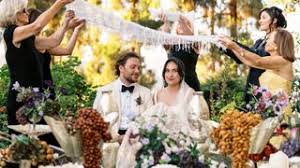 The Bride Wore a Family Heirloom Veil for Her Wedding at a Historic Los  Angeles Mansion | Vogue