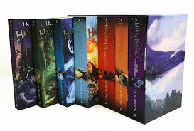 Harry Potter Box Set The Complete Collection Children S Paperback Amazon Co Uk J K Rowling 97814088 Harry Potter Box Set Potter Box Rowling Harry Potter