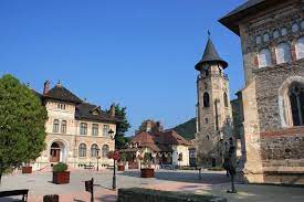 Booking.com has been visited by 1m+ users in the past month Galerie Foto PrimÄƒria Piatra NeamÅ£