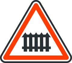 L'objectif de ce tp est de commander le mouvement des barrières d'un passage à niveau en fonction du passage des trains avec les problèmes de priorité garantissant la. Panneaux Et Balises Passages A Niveau Signification Ornikar