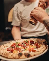 Garden Pizza By Rafa Panatieri In 2020 Food Recipes Garden Pizza